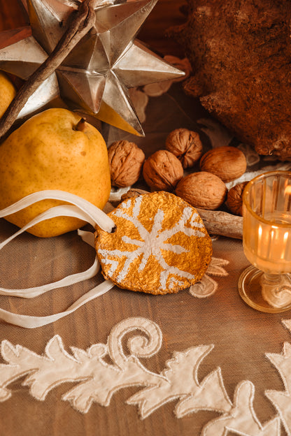 SILENT BLESSING TABLE